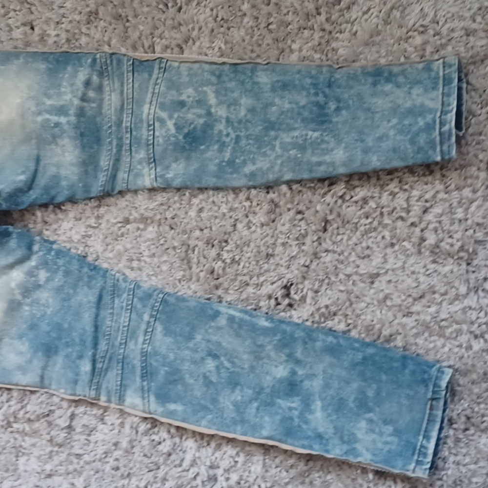 Focus Jeans - Picture 15 of 16